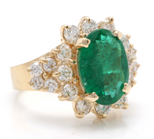 Load image into Gallery viewer, 5.70 Carats Natural Emerald and Diamond 14K Solid Yellow Gold Ring