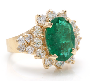 5.70 Carats Natural Emerald and Diamond 14K Solid Yellow Gold Ring