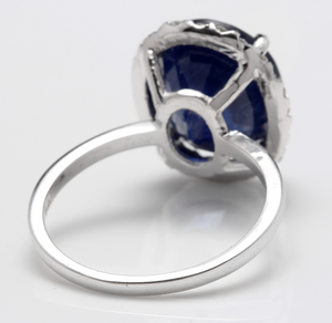 7.40 Carats Exquisite Natural Blue Sapphire and Diamond 14K Solid White Gold Ring