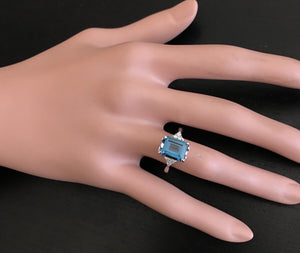 3.85 Carats Natural Impressive London Blue Topaz and Diamond 14K White Gold Ring