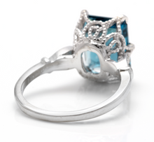Load image into Gallery viewer, 3.78 Carats Natural Impressive London Blue Topaz and Diamond 14K White Gold Ring