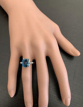 Load image into Gallery viewer, 3.78 Carats Natural Impressive London Blue Topaz and Diamond 14K White Gold Ring