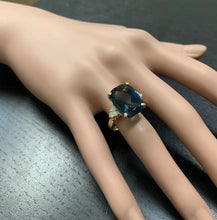 Load image into Gallery viewer, 9.35 Carats Natural Impressive London Blue Topaz and Diamond 14K Yellow Gold Ring