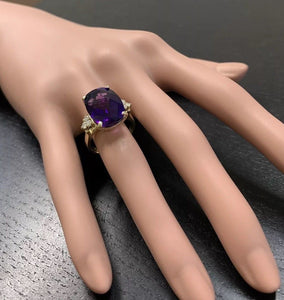 9.35 Carats Natural Impressive Amethyst and Diamond 14K Yellow Gold Ring
