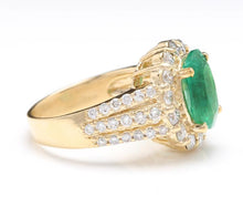 Load image into Gallery viewer, 3.88 Carats Natural Emerald and Diamond 14K Solid Yellow Gold Ring
