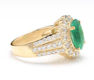 3.88 Carats Natural Emerald and Diamond 14K Solid Yellow Gold Ring