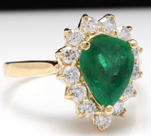 3.00 Carats Natural Emerald and Diamond 14K Solid Yellow Gold Ring