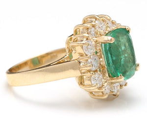 5.30 Carats Natural Emerald and Diamond 14K Solid Yellow Gold Ring