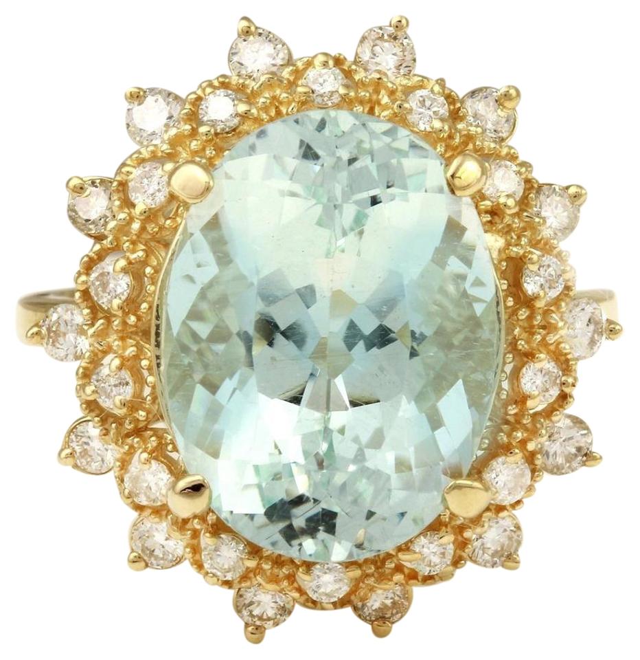7.59 Carats Exquisite Natural Aquamarine and Diamond 14K Solid Yellow Gold Ring
