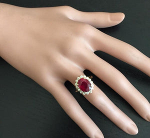 6.70 Carats Impressive Red Ruby and Natural Diamond 14K Yellow Gold Ring