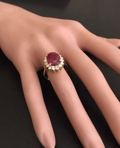 6.70 Carats Impressive Red Ruby and Natural Diamond 14K Yellow Gold Ring