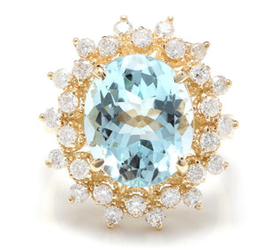 6.00 Carats Exquisite Natural Aquamarine and Diamond 14K Solid Yellow Gold Ring