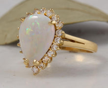 Load image into Gallery viewer, 2.75 Carats Natural Impressive Ethiopian Opal and Diamond 14K Solid Yellow Gold Ring