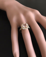 Load image into Gallery viewer, 3.10 Carats Impressive Natural Morganite and Diamond 14K Yellow Gold Ring