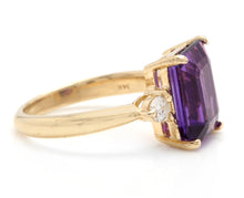 Load image into Gallery viewer, 3.48 Carats Impressive Natural Amethyst and Diamond 14K Yellow Gold Ring