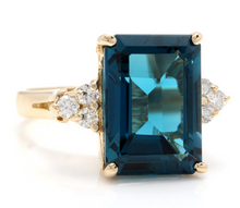Load image into Gallery viewer, 9.85 Carats Natural Impressive London Blue Topaz and Diamond 14K Yellow Gold Ring