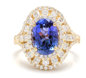 5.50 Carats Natural Splendid Tanzanite and Diamond 14K Solid Yellow Gold Ring