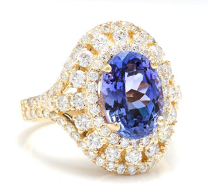 5.50 Carats Natural Splendid Tanzanite and Diamond 14K Solid Yellow Gold Ring
