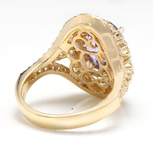 5.50 Carats Natural Splendid Tanzanite and Diamond 14K Solid Yellow Gold Ring