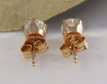 Load image into Gallery viewer, Exquisite .40 Carats Natural Diamond 14K Solid Yellow Gold Stud Earrings