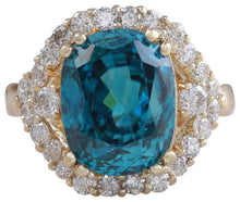 Load image into Gallery viewer, 8.70 Carats Natural Very Nice Looking Blue Zircon and Diamond 14K Yellow Gold Ring