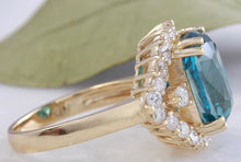 Load image into Gallery viewer, 8.70 Carats Natural Very Nice Looking Blue Zircon and Diamond 14K Yellow Gold Ring