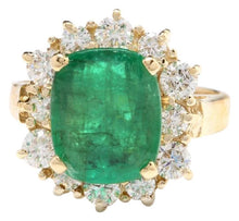 Load image into Gallery viewer, 4.50 Carats Natural Emerald and Diamond 14K Solid Yellow Gold Ring