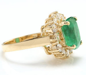 4.50 Carats Natural Emerald and Diamond 14K Solid Yellow Gold Ring